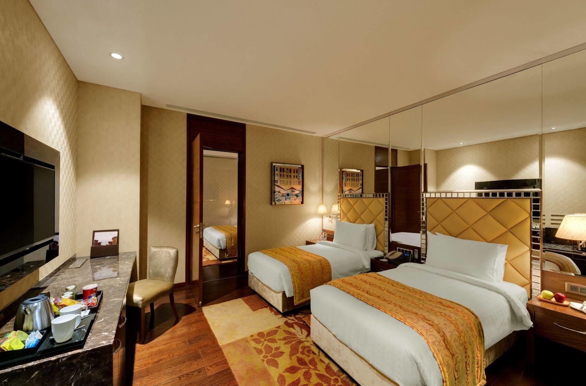 Niranta Transit Hotel Mumbai Airport - At Arrivals Exterior foto